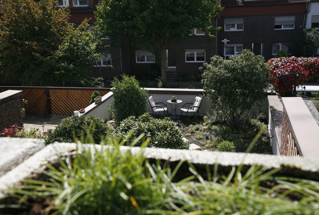 Ein Gründach hat positive Auswirkungen auf Gebäude, Mensch und Umwelt